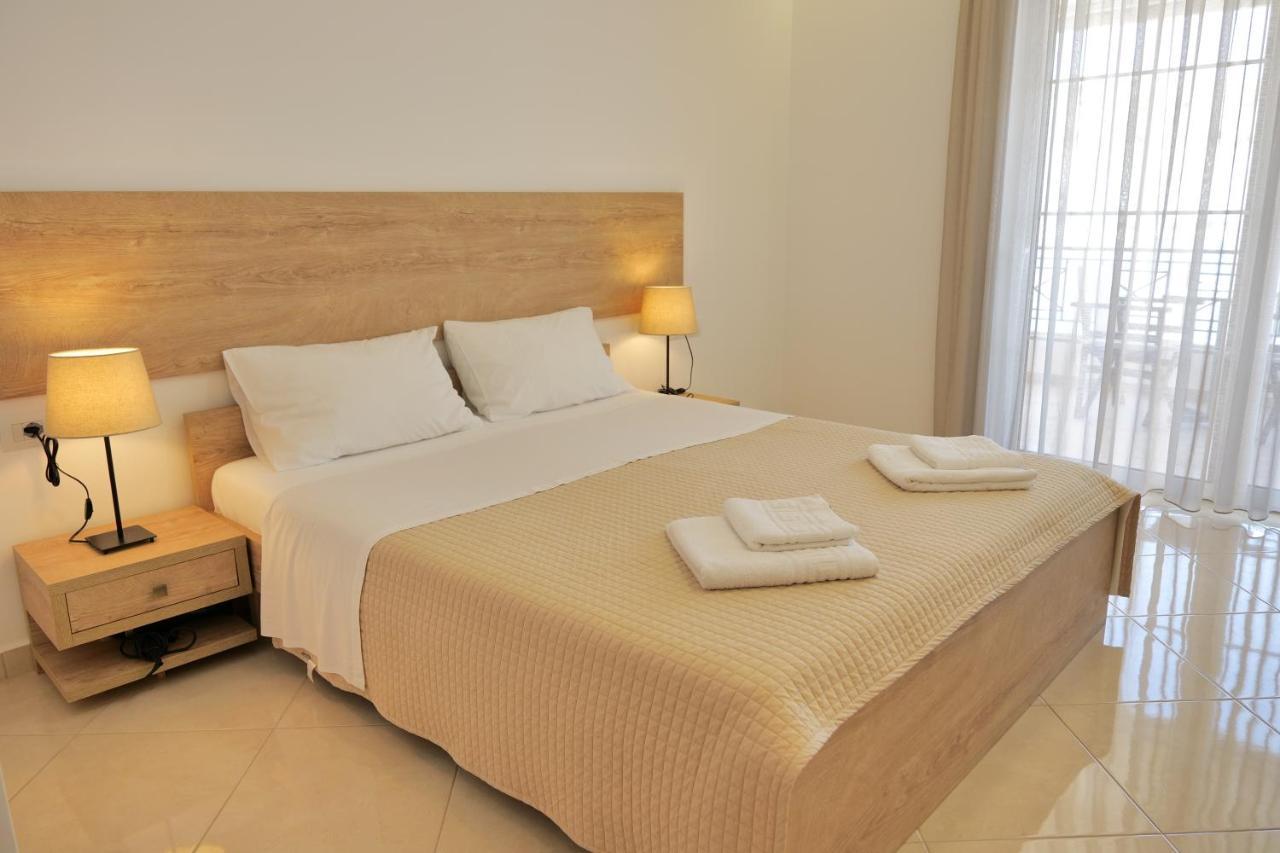 Hotel Mano Σαράντα Εξωτερικό φωτογραφία
